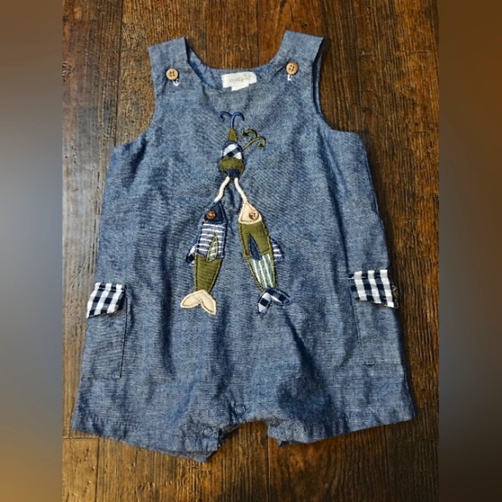 Boys Mud Pie romper size 9-12 mths